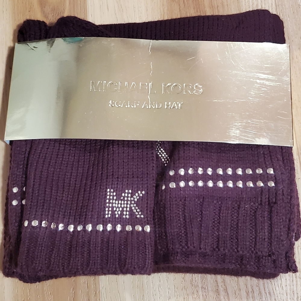Michael Kors Burgundy Stud Scarf & Hat Set